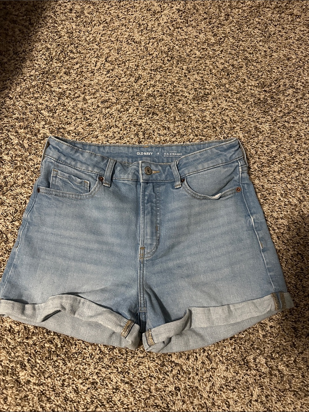 Old Navy Light Wash Denim Roll-Cuff Women's Shorts